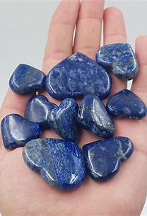 Lapis lazuli palm heart crystals