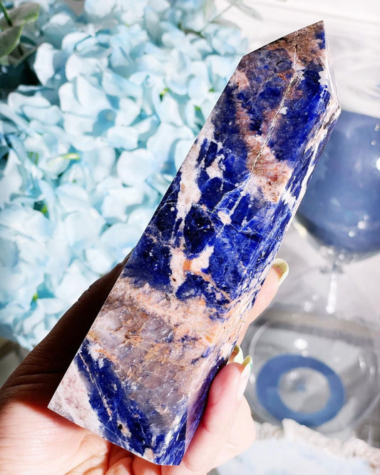 sunset Sodalite tower - crystal